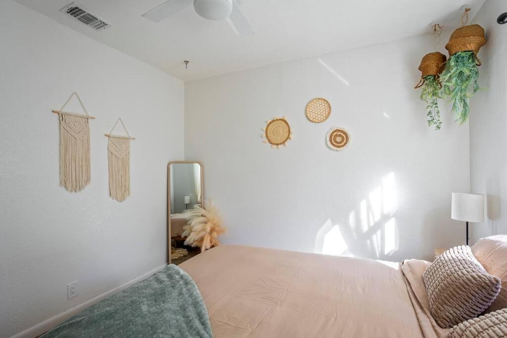 Cozy Lakefront Home W/ Pool -7 Mins From Legoland Winter Haven Buitenkant foto