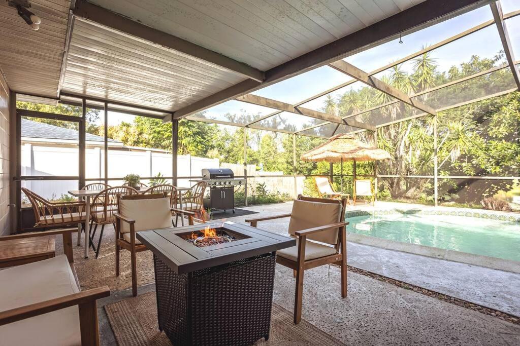 Cozy Lakefront Home W/ Pool -7 Mins From Legoland Winter Haven Buitenkant foto